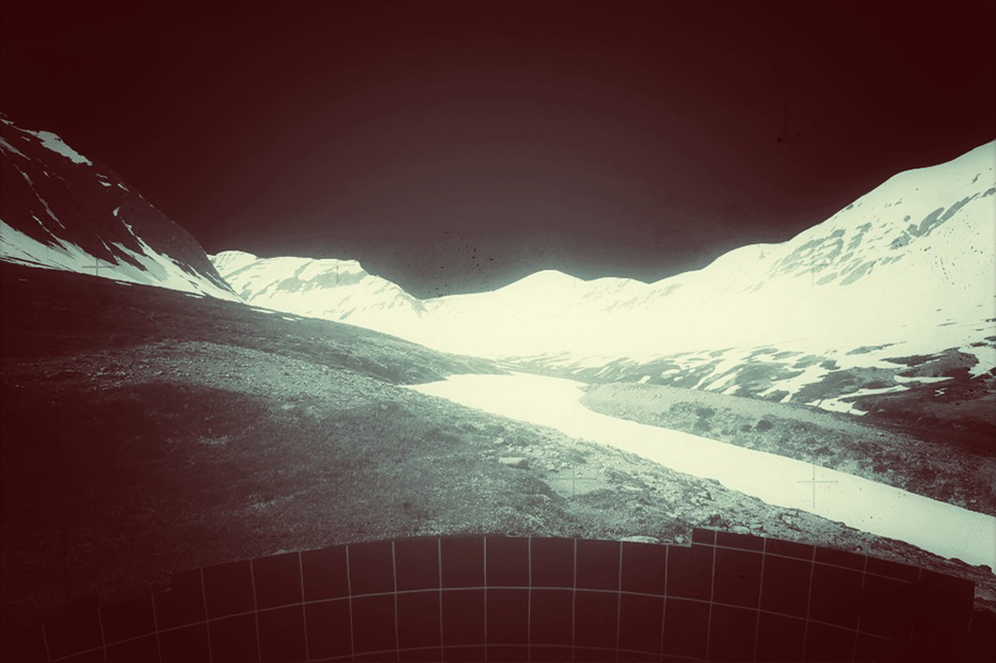 Apollo-Iceland - Bettina Forget